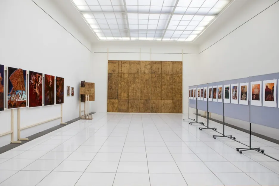 Výstava Lumíra Čmerdy: Nejen dřevěné reliéfy (Nová síň)