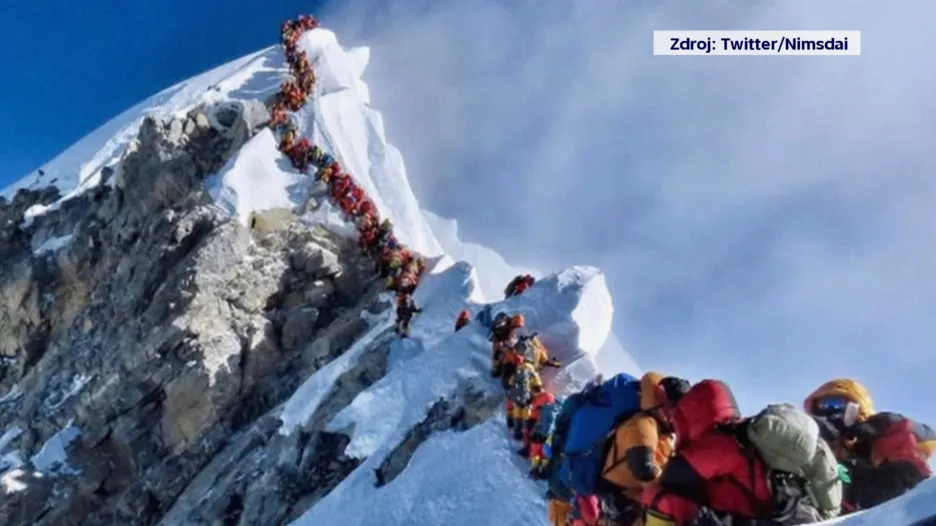 Fronta na vrchol Mount Everestu
