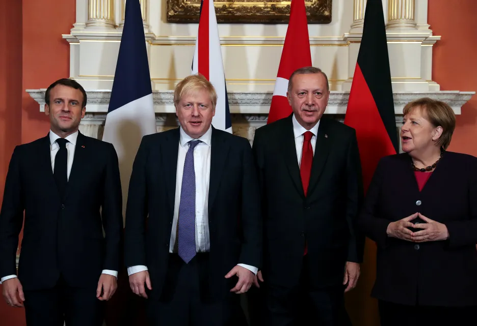 Lídři zemí NATO na okraji schůzky Aliance v Londýně