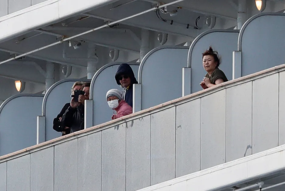 Pasažéři na japonské lodi Diamond Princess