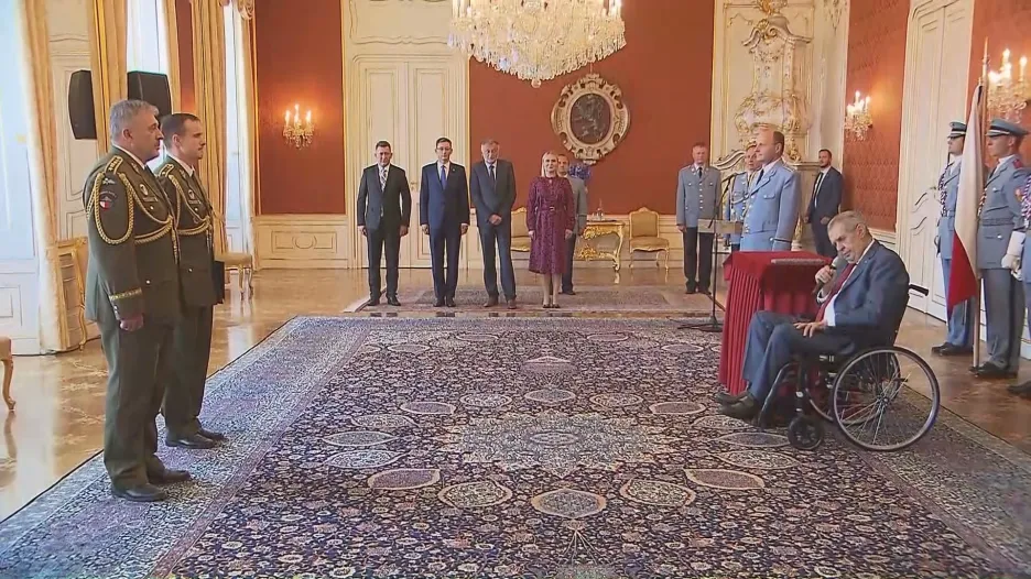 Prezident Zeman jmenoval novým náčelníkem Generálního štábu Karla Řehku