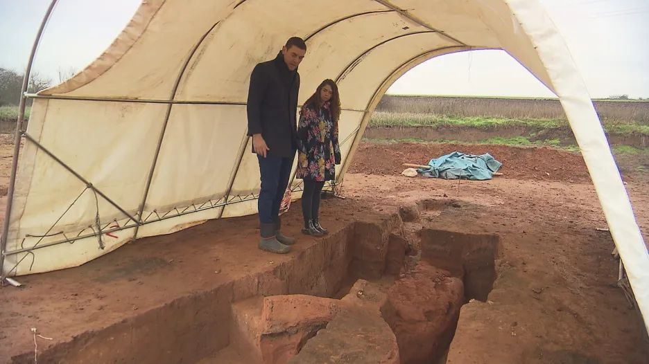 Archeologové v lokalitě stavby dálnice D6 odkryli vzácnou pec
