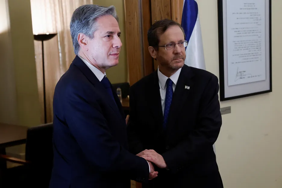Ministr zahraničí USA Antony Blinken se setkal s izraelským presidentem Jicchakem Herzogem