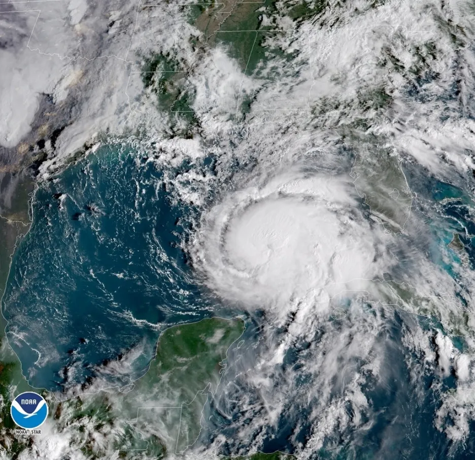 Hurikán Michael na satelitních snímcích