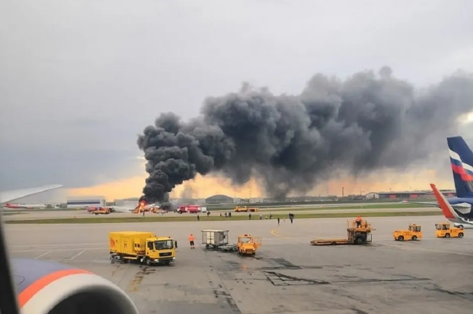 Nehoda letadla v Moskvě si vyžádala 41 obětí