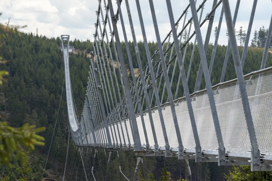 Lávka Sky Bridge v Dolní Moravě