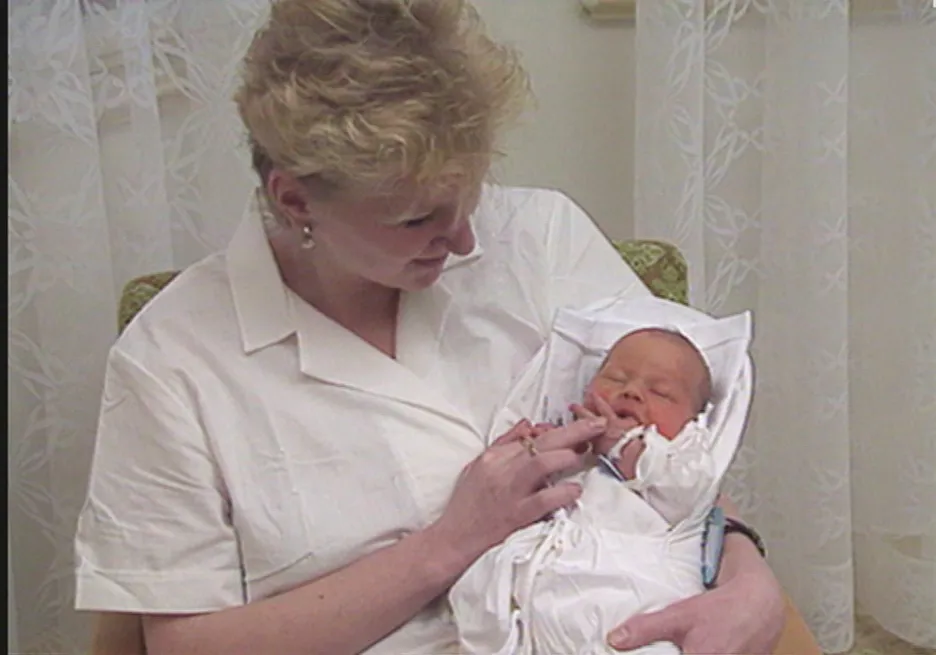 První dítě v Česku narozené ze zmrazeného embrya - 5. ledna 1993