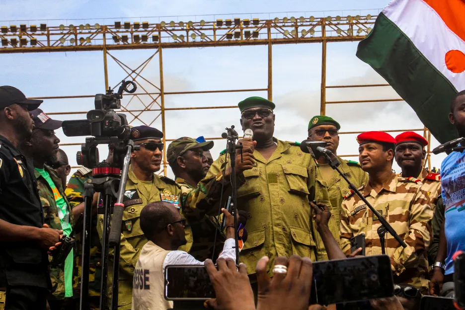 Členové vojenské junty v Nigeru