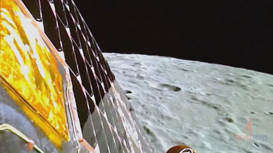 Horizont ČT24: Indická sonda na Měsíci