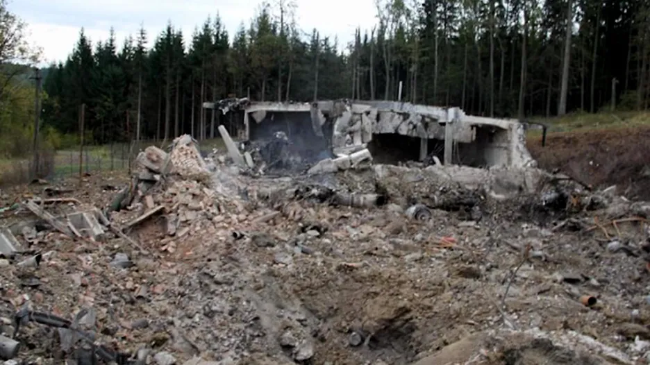 Požár zničil muniční sklad ve Vrběticích