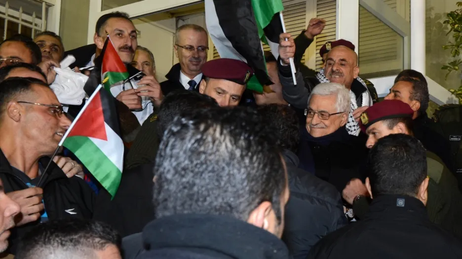 Setkání propuštěných vězňů s prezidentem Abbásem