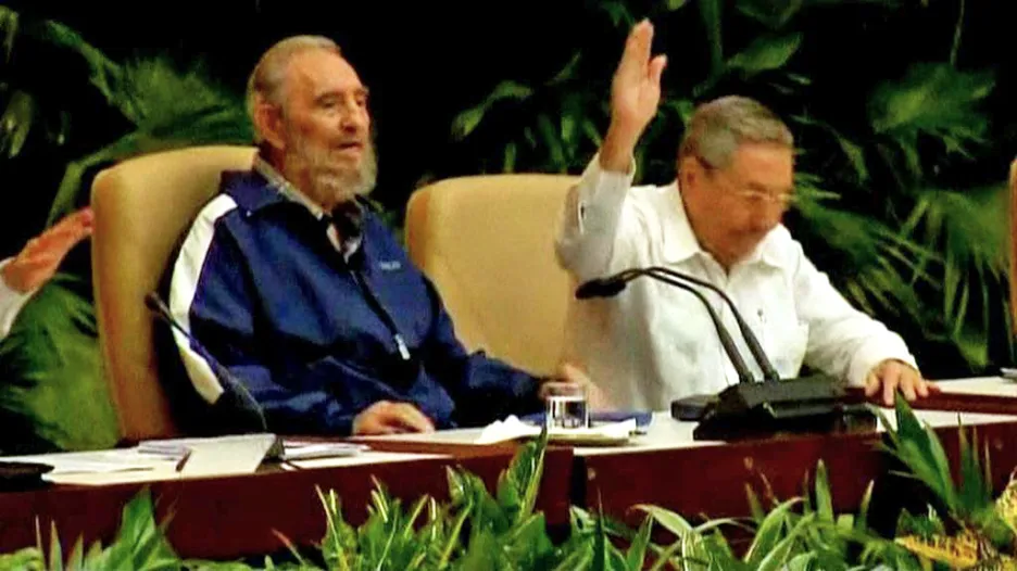 Fidel a Raúl Castrovi
