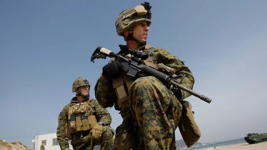 Američtí vojáci na Okinawě