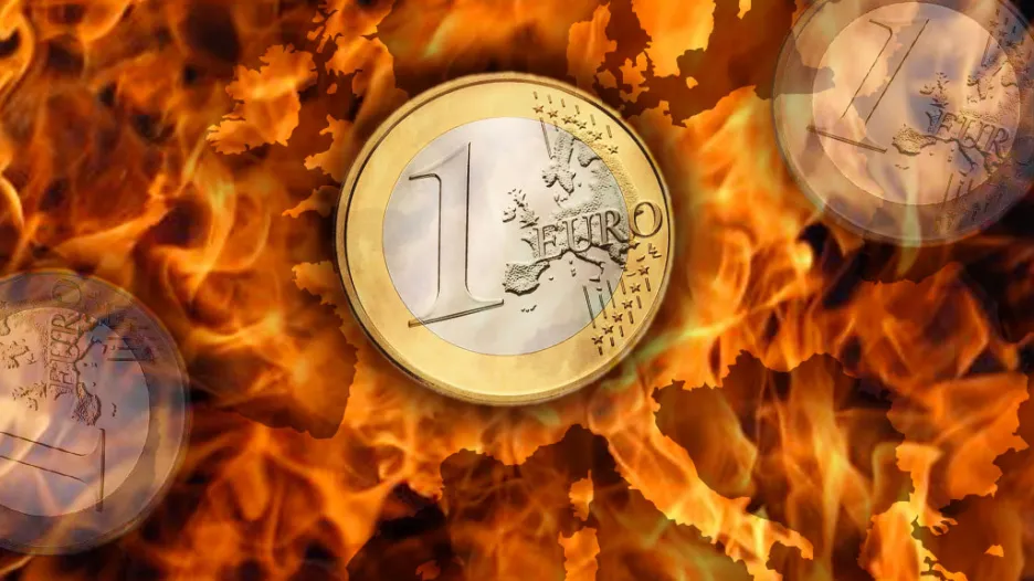 Evropská měna prochází peklem
