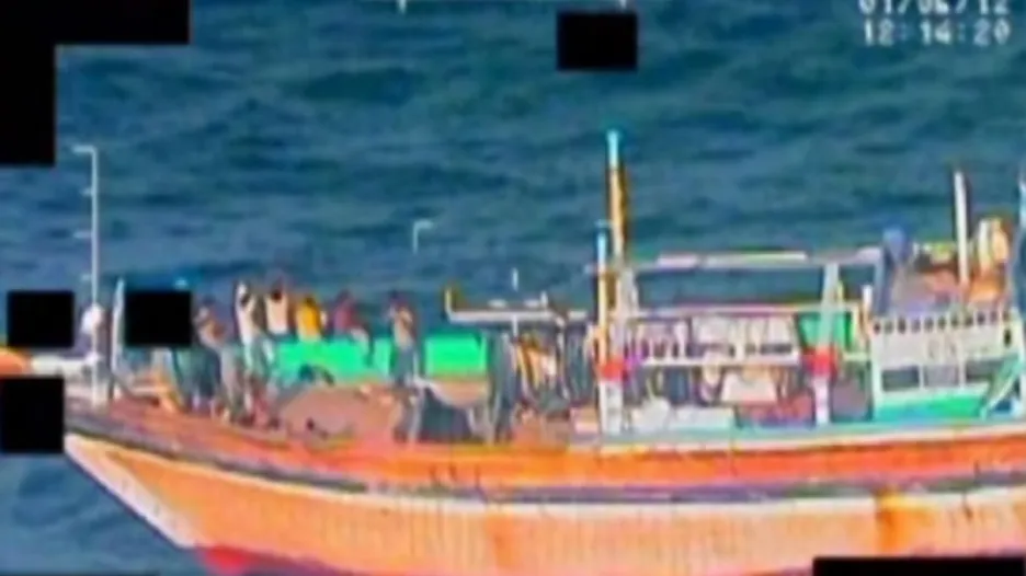 Piráti na íránské lodi se vzdali bez boje