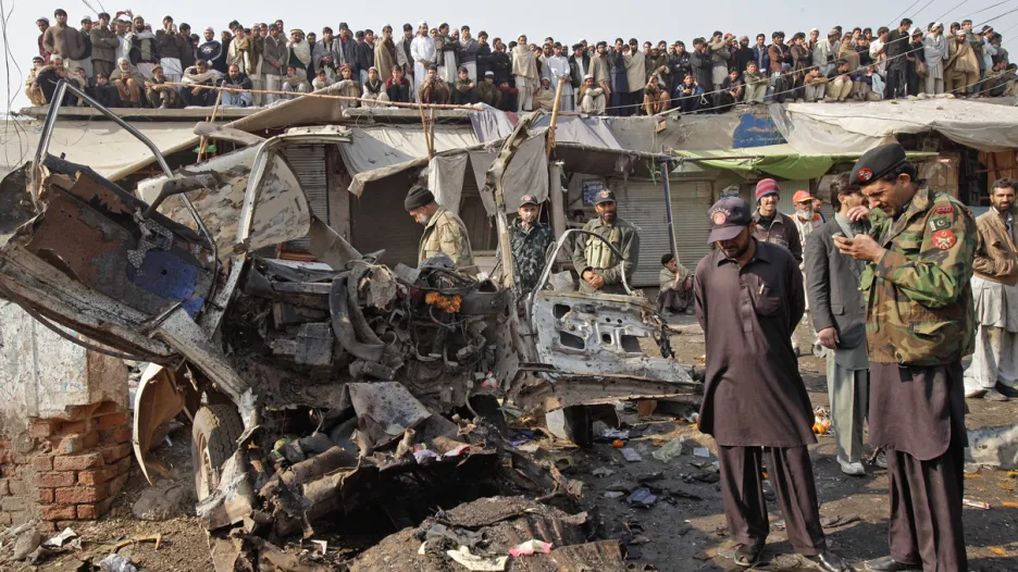 Následky výbuchu v Pákistánu