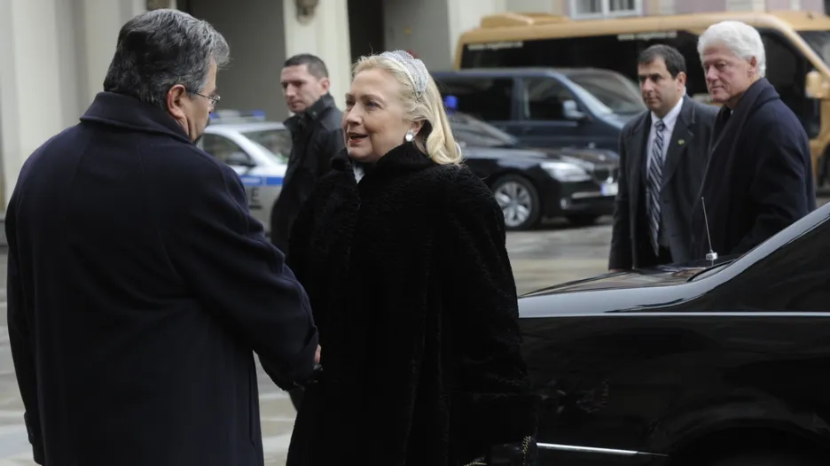 Příjezd Hillary Clintonové a Billa Clintona na Hrad