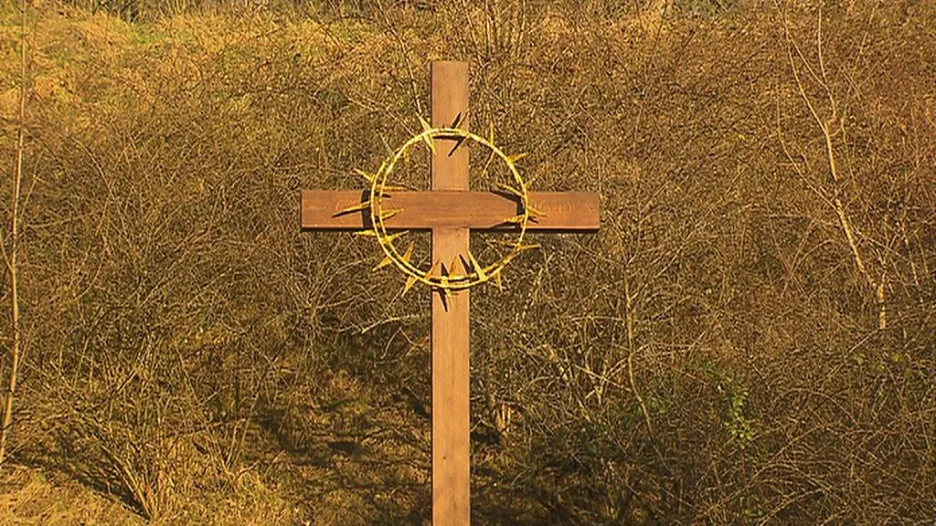 Kříž na Kobyliské střelnici
