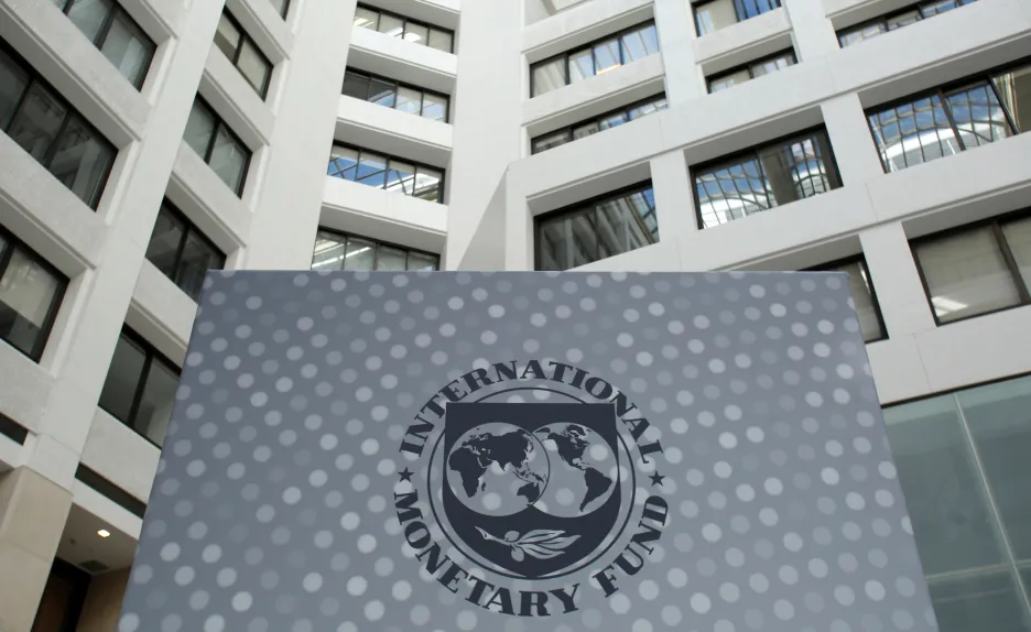 Logo MMF ve washingtonském sídle organizace