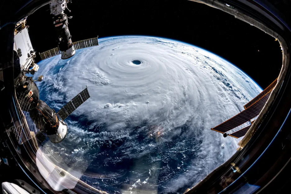 Tajfun Trami (pohled z ISS, 26. 9. 2018)