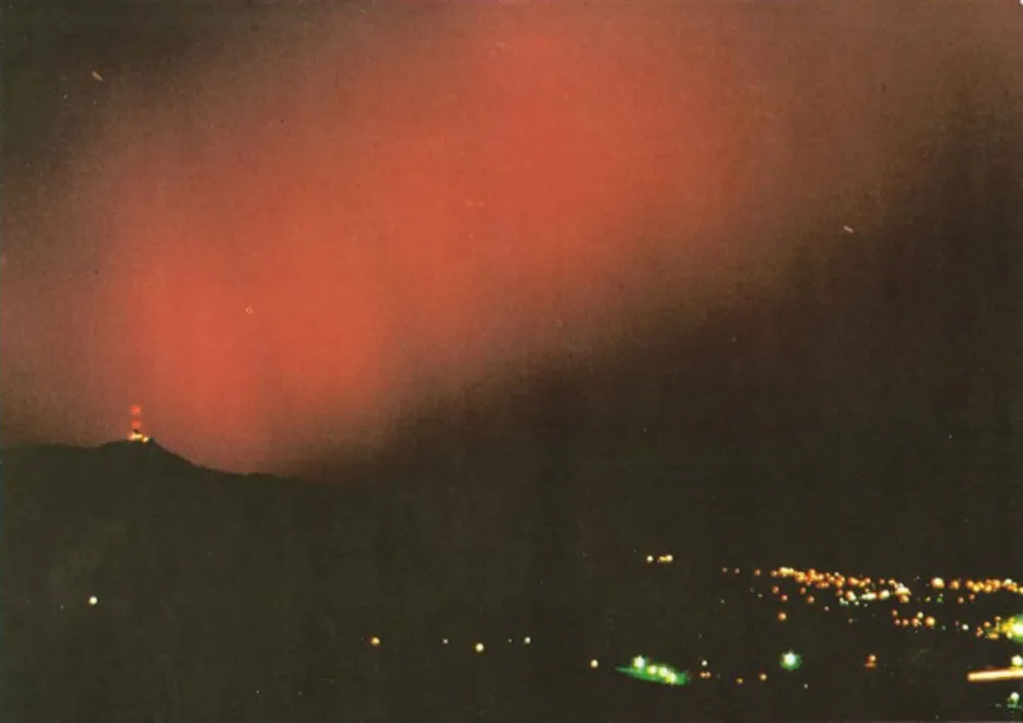 Polární záře 17. listopadu 1989 z Javorníku u Liberce