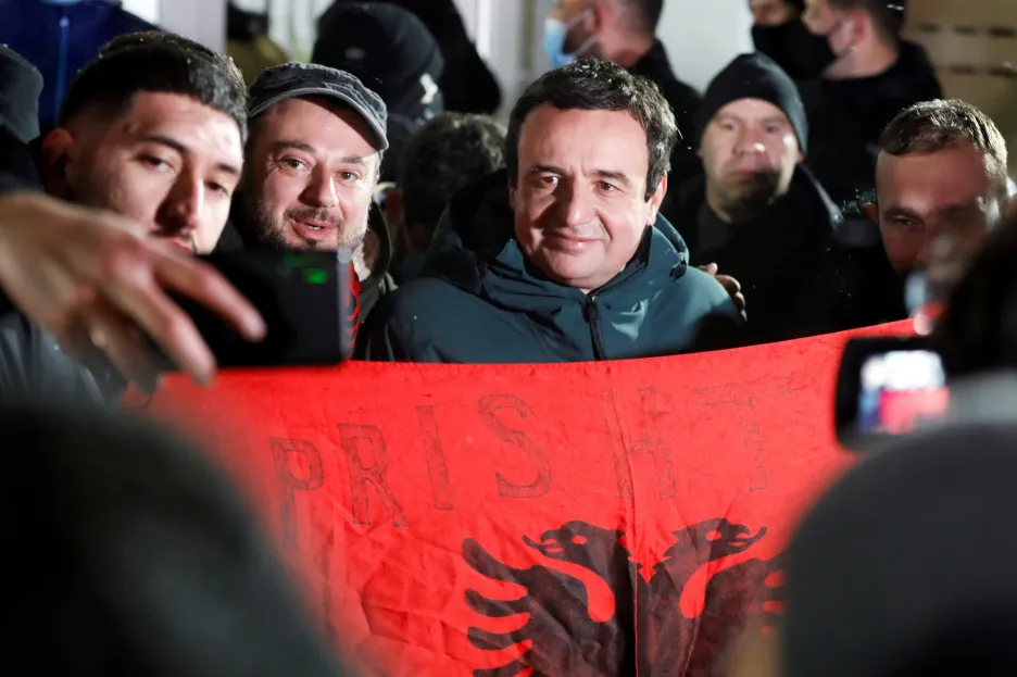 Lídr opozičního hnutí Sebeurčení a bývalý kosovský premiér Albin Kurti