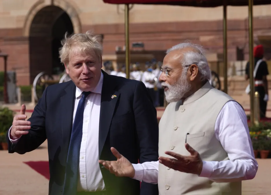 Britský premiér Boris Johnson a jeho indický protějšek Naréndra Módí