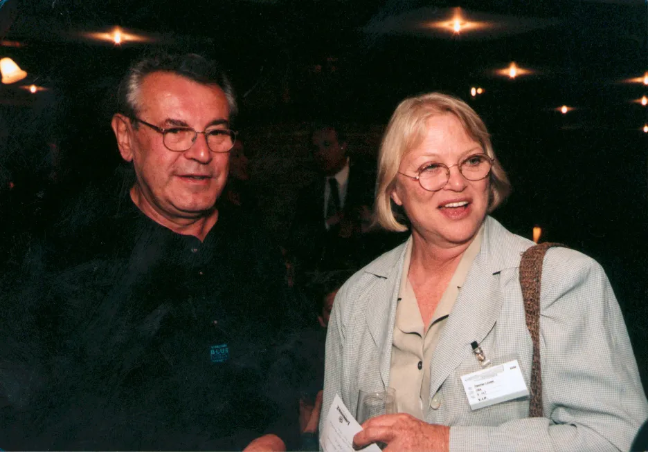 Herečka Louise Fletcherová, na snímku s Milošem Formanem