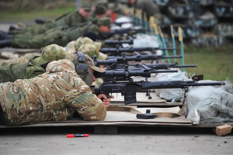Výcvik ruských vojáků v Rostovské oblasti