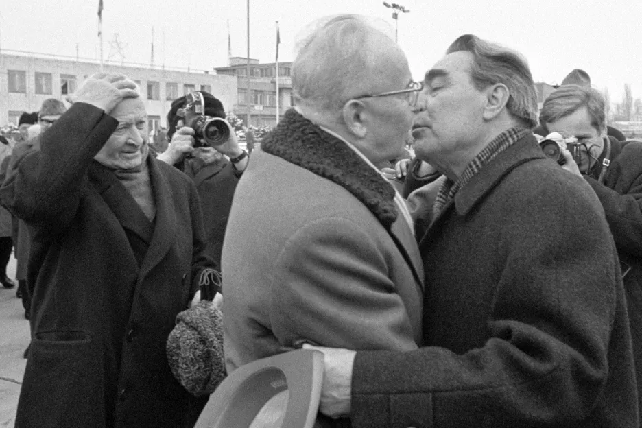 Gustáv Husák a Leonid Iljič Brežněv
