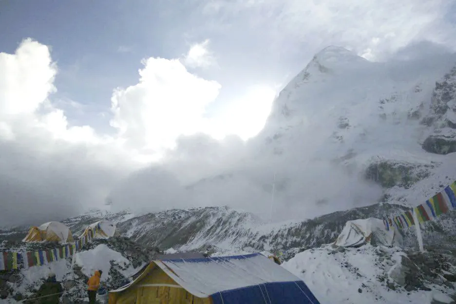 Lavina na Mount Everestu