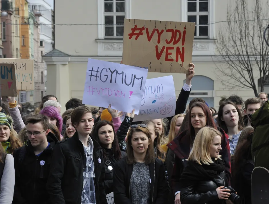 Brněnští studenti na náměstí Svobody 