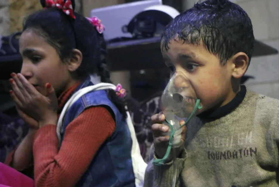 Oběti chemického útoku v Dúmá
