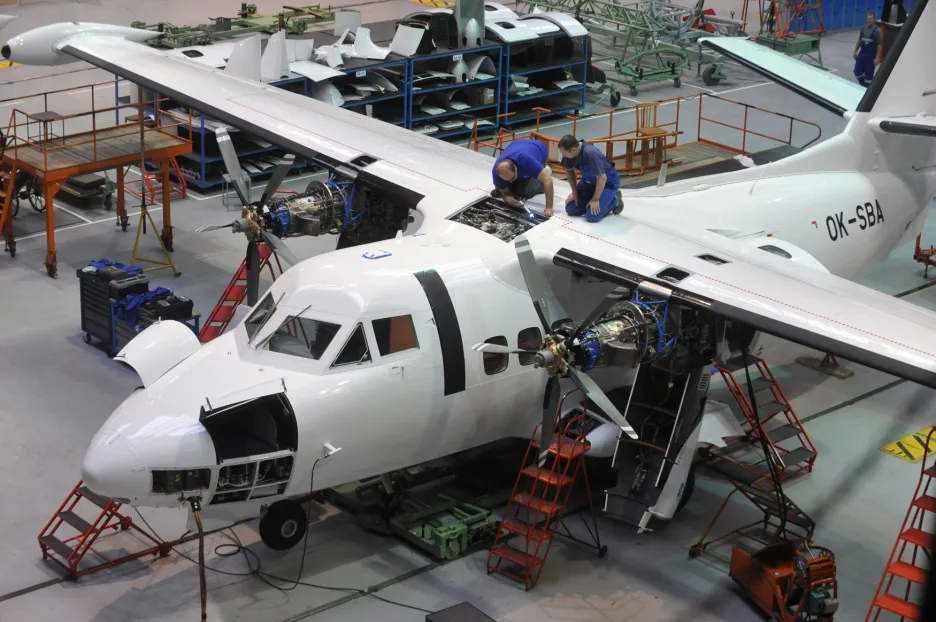Výroba letounu L-410 v Kunovicích