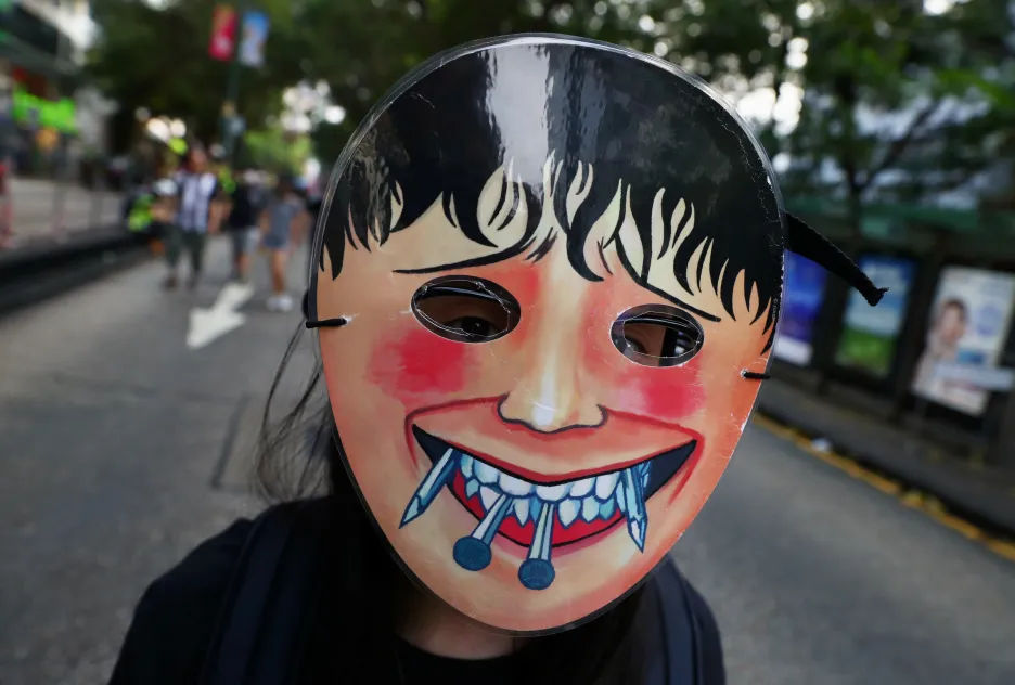 Protivládní demonstrující v Hongkongu