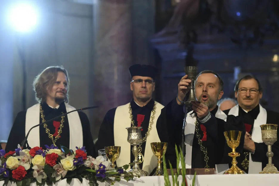 Slavnostní bohosužba ke stému výročí Církve československé husitské