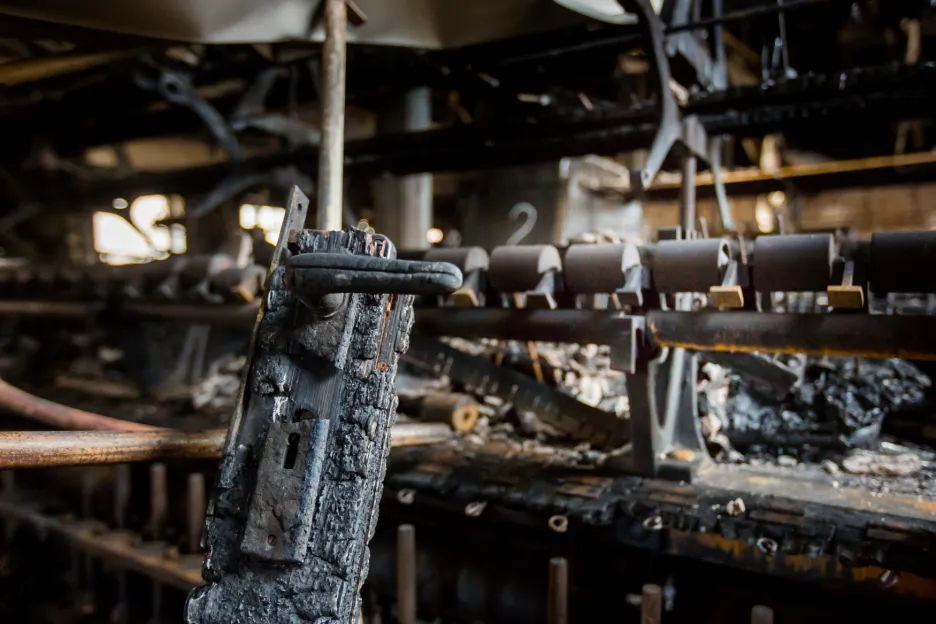 Krnovská textilka Karnola vyhořela v lednu 2018