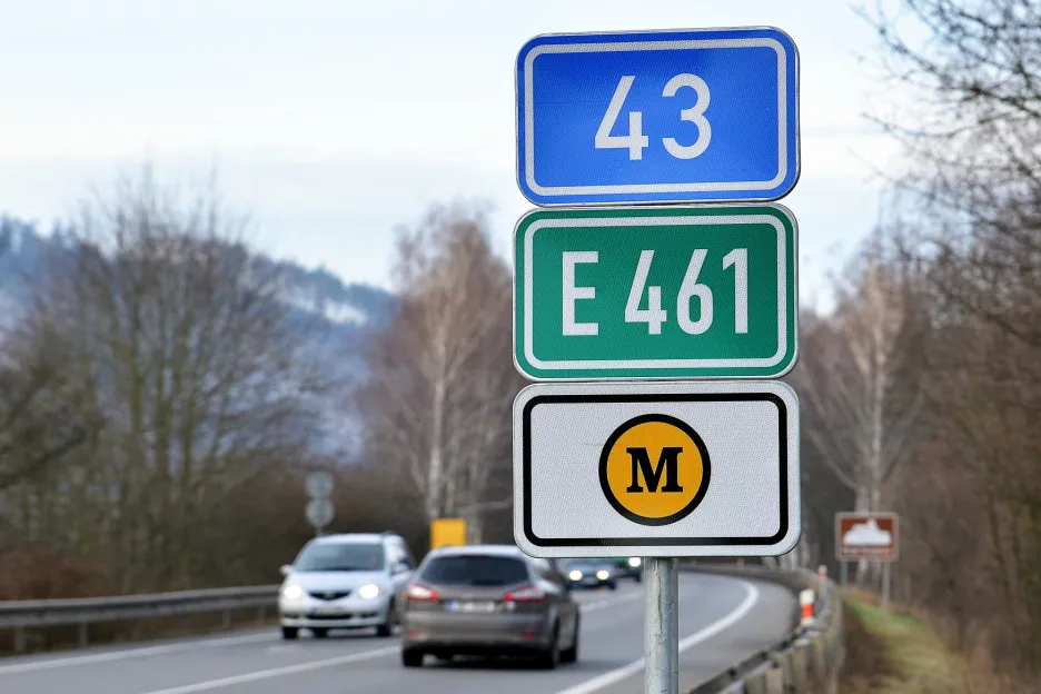 Silnice I/43 spojuje Brno a Svitavy