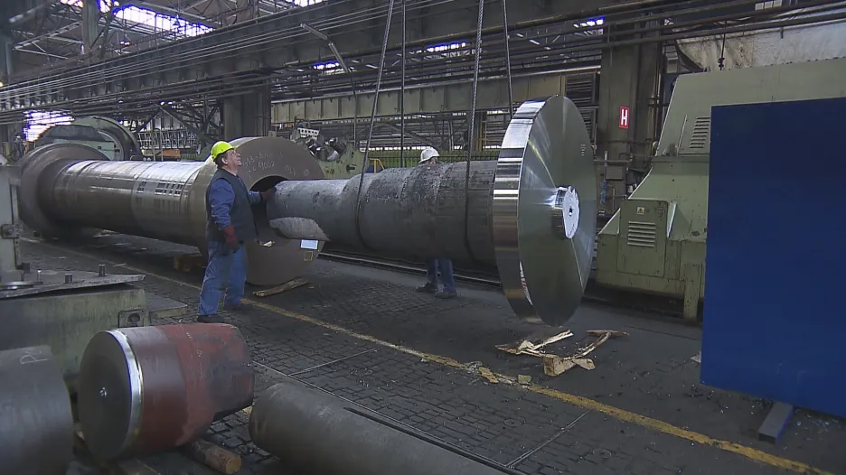 Dělníci v ocelárnách Vítkovice Heavy Machinery 