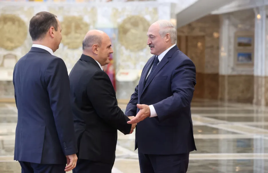 Michail Mišustin a Alexandr Lukašenko