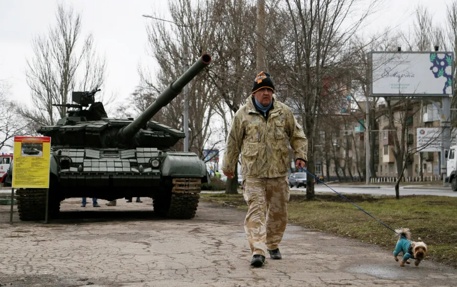 Tank jako součást výstavy Slzy Donbasu v Doněcku