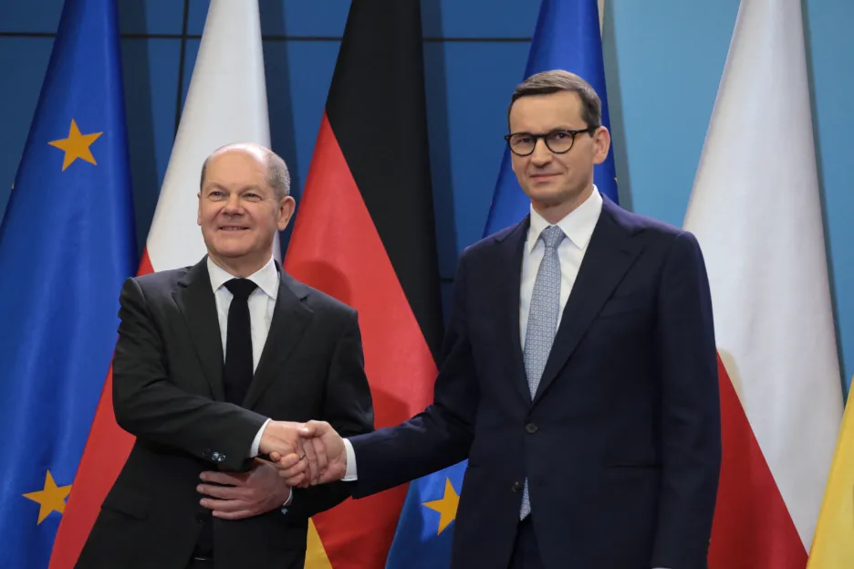 Německý kancléř Olaf Scholz a polský premiér Mateusz Morawiecki