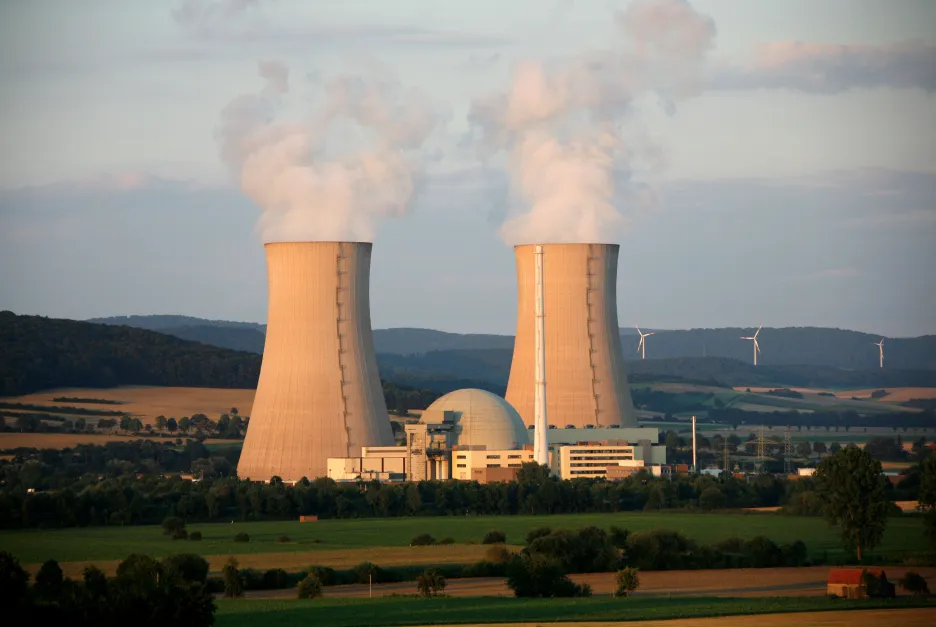 Jaderná elektrárna Grohnde v Dolním Sasku