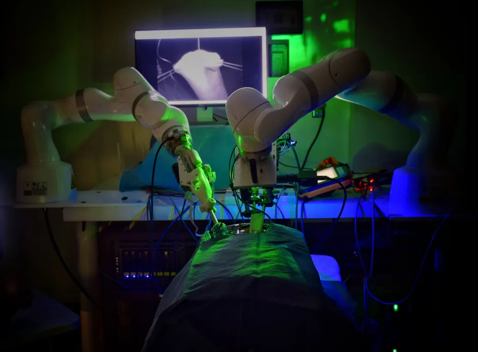 Laparoskopická operace provedená robotem