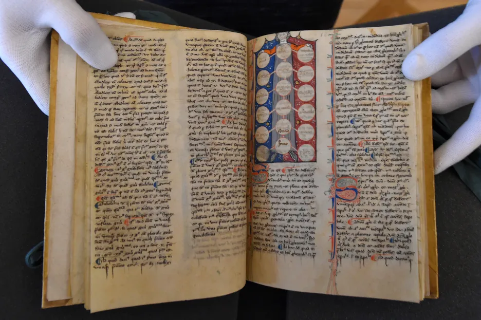Zrestaurovaný středověký kodex