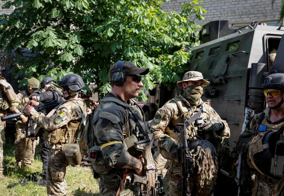 Ukrajinští vojáci v Severodoněcku, 2. června 2022