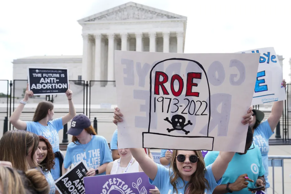 Demonstranti proti právu na potrat slaví úspěch před americkým nejvyšším soudem ve Washingtonu
