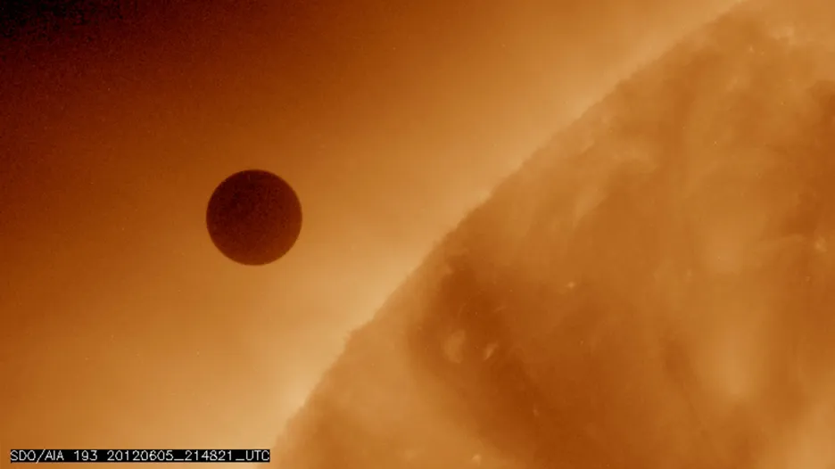 Venuše a Slunce