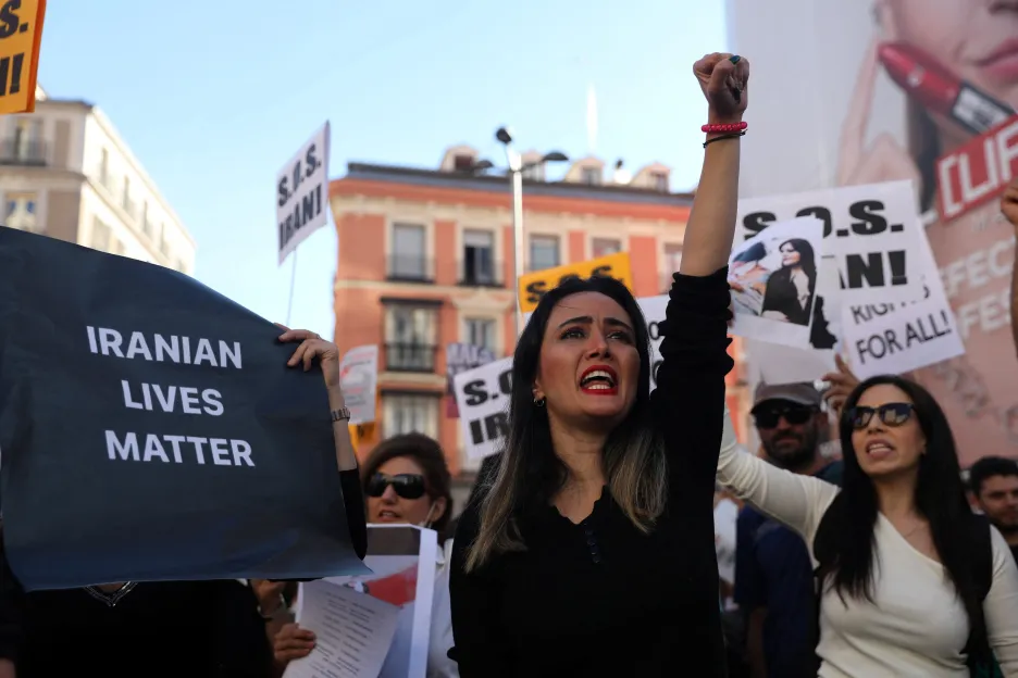 Demonstrace na podporu Íránek v Madridu