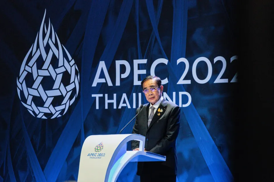 Premiér hostitelské země summitu APEC v Thajsku Prajutch Čan-Oča
